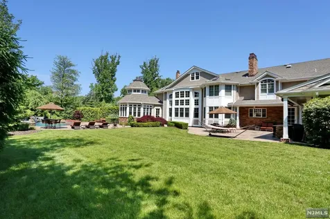 5 Beechwood Road Montvale NJ 07645