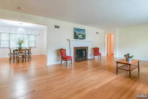 11 Rockingham Place Glen Rock NJ 07452
