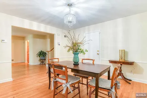 11 Rockingham Place Glen Rock NJ 07452