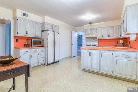 11 Rockingham Place Glen Rock NJ 07452