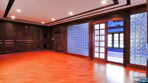 64 Stony Ridge Road Saddle River NJ 07458