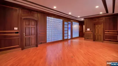 64 Stony Ridge Road Saddle River NJ 07458