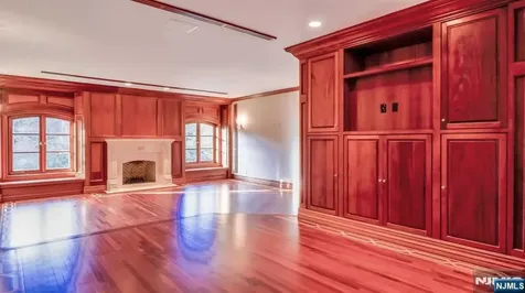 64 Stony Ridge Road Saddle River NJ 07458