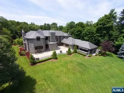 64 Stony Ridge Road Saddle River NJ 07458