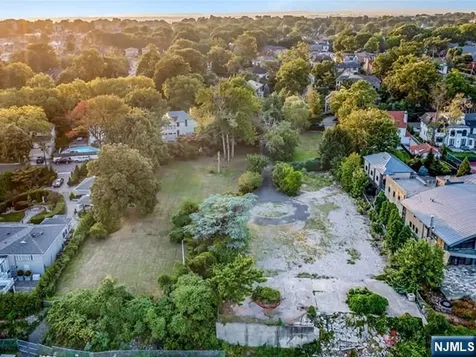 75 Bluff Road Fort Lee NJ 07024