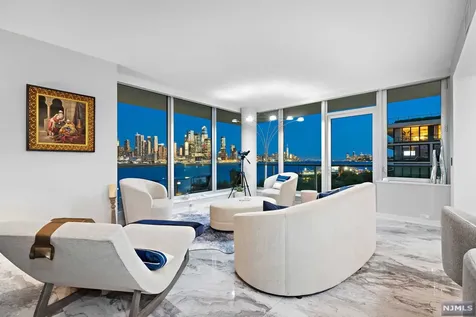 1000 Avenue At Port Imperial Weehawken NJ 07086