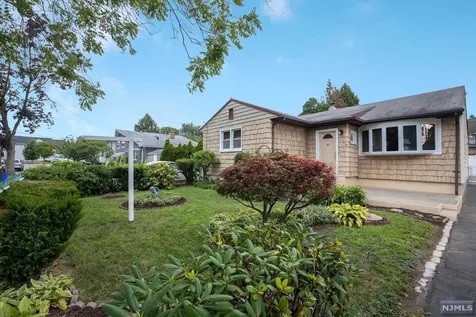 14 Parallel Street Nutley NJ 07110