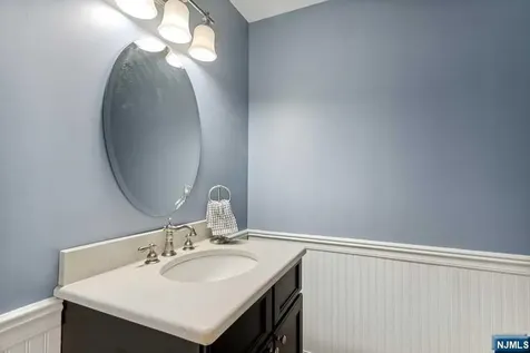 8 Craven Road Mountain Lakes Boro NJ 07046