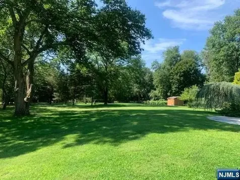66 Woodcliff Lake Road Saddle River NJ 07458