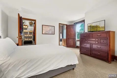 58 E Summit Avenue Midland Park NJ 07432