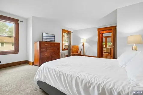 58 E Summit Avenue Midland Park NJ 07432