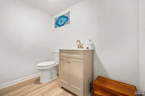 58 E Summit Avenue Midland Park NJ 07432