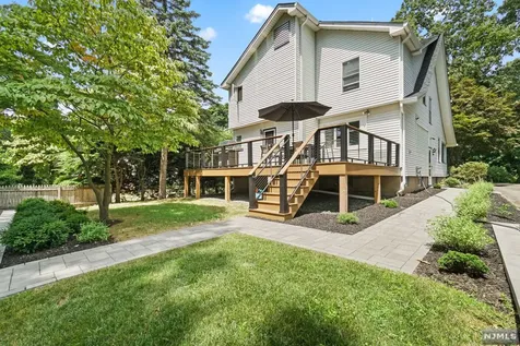 58 E Summit Avenue Midland Park NJ 07432