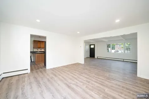 200 Lozier Terrace River Edge NJ 07661