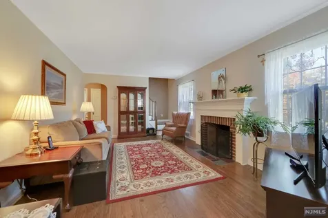 4-43 Summit Avenue Fair Lawn NJ 07410