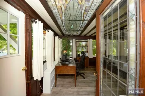 180 Park Avenue Midland Park NJ 07432