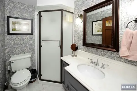 180 Park Avenue Midland Park NJ 07432