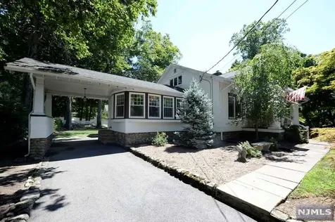 180 Park Avenue Midland Park NJ 07432