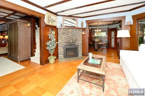 180 Park Avenue Midland Park NJ 07432