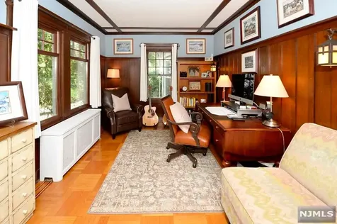 180 Park Avenue Midland Park NJ 07432