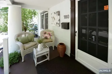 180 Park Avenue Midland Park NJ 07432