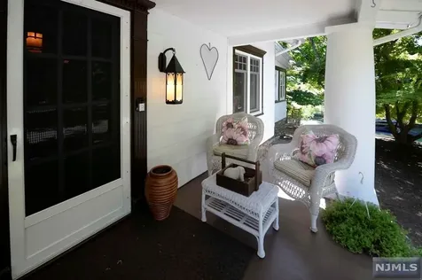 180 Park Avenue Midland Park NJ 07432