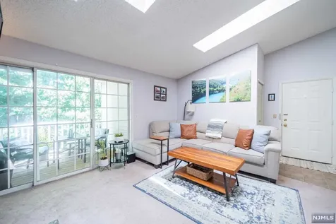 671 Juniper Way Mahwah NJ 07430