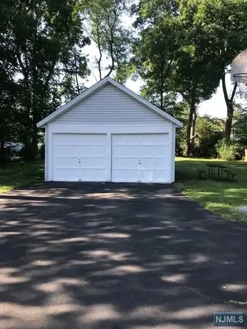 621 Shelton Road Ridgewood NJ 07450