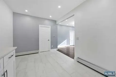 520 61st Street West New York NJ 07093