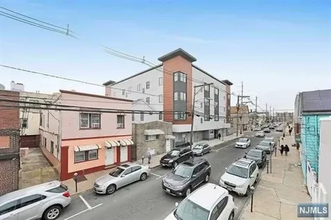 520 61st Street West New York NJ 07093