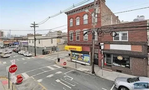 520 61ST Street West New York NJ 07093
