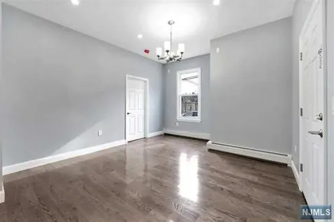 520 61st Street West New York NJ 07093