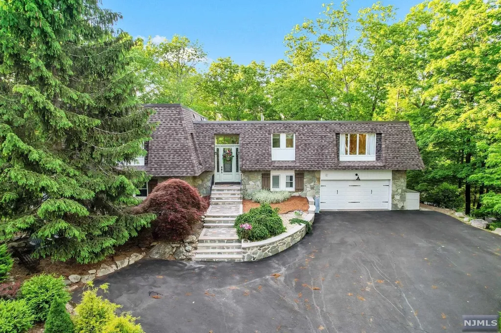 0-3 Hilltop Terrace Kinnelon Borough NJ 07405