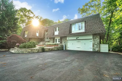 0-3 Hilltop Terrace Kinnelon Borough NJ 07405