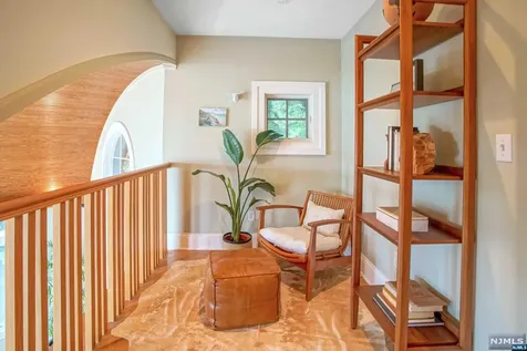 168 Undercliff Avenue Edgewater NJ 07020
