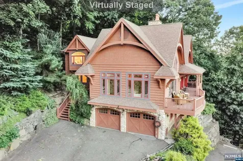 168 Undercliff Avenue Edgewater NJ 07020