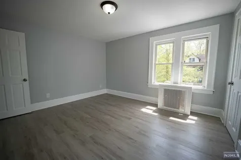 95 Sherwood Avenue Teaneck NJ 07666