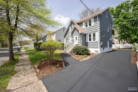 95 Sherwood Avenue Teaneck NJ 07666