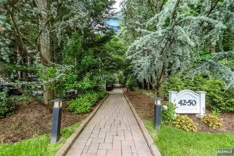 42 Dwight Place Englewood NJ 07631