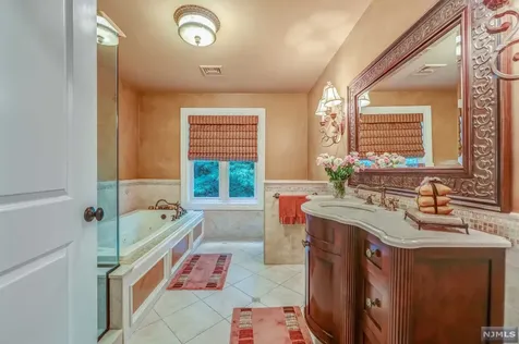 42 Dwight Place Englewood NJ 07631