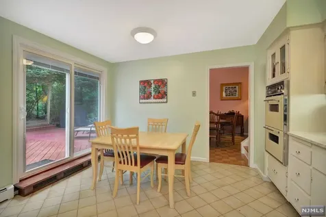 100 Choctaw Trail Ringwood NJ 07456