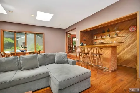 100 Choctaw Trail Ringwood NJ 07456