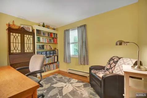 100 Choctaw Trail Ringwood NJ 07456
