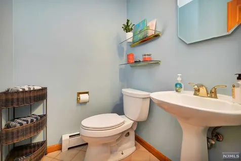 100 Choctaw Trail Ringwood NJ 07456