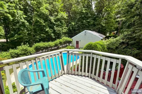 100 Choctaw Trail Ringwood NJ 07456