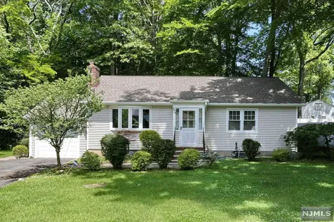 177 Laurel Avenue Livingston NJ 07039