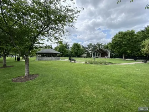 704 River Renaissance East Rutherford NJ 07073