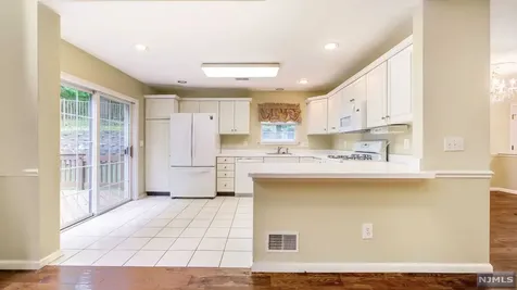 516 Green Mountain Road Mahwah NJ 07430
