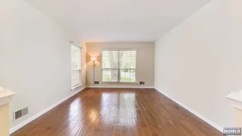 516 Green Mountain Road Mahwah NJ 07430