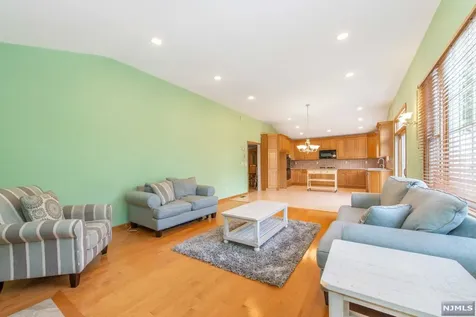 175 Vreeland Avenue Bergenfield NJ 07621